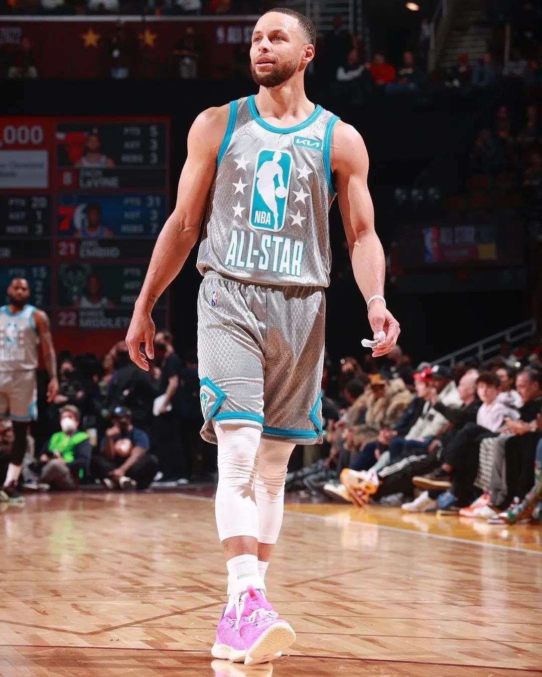 德转朱艺：黎巴嫩裁判组执法国安VS麦克阿瑟的亚冠联赛